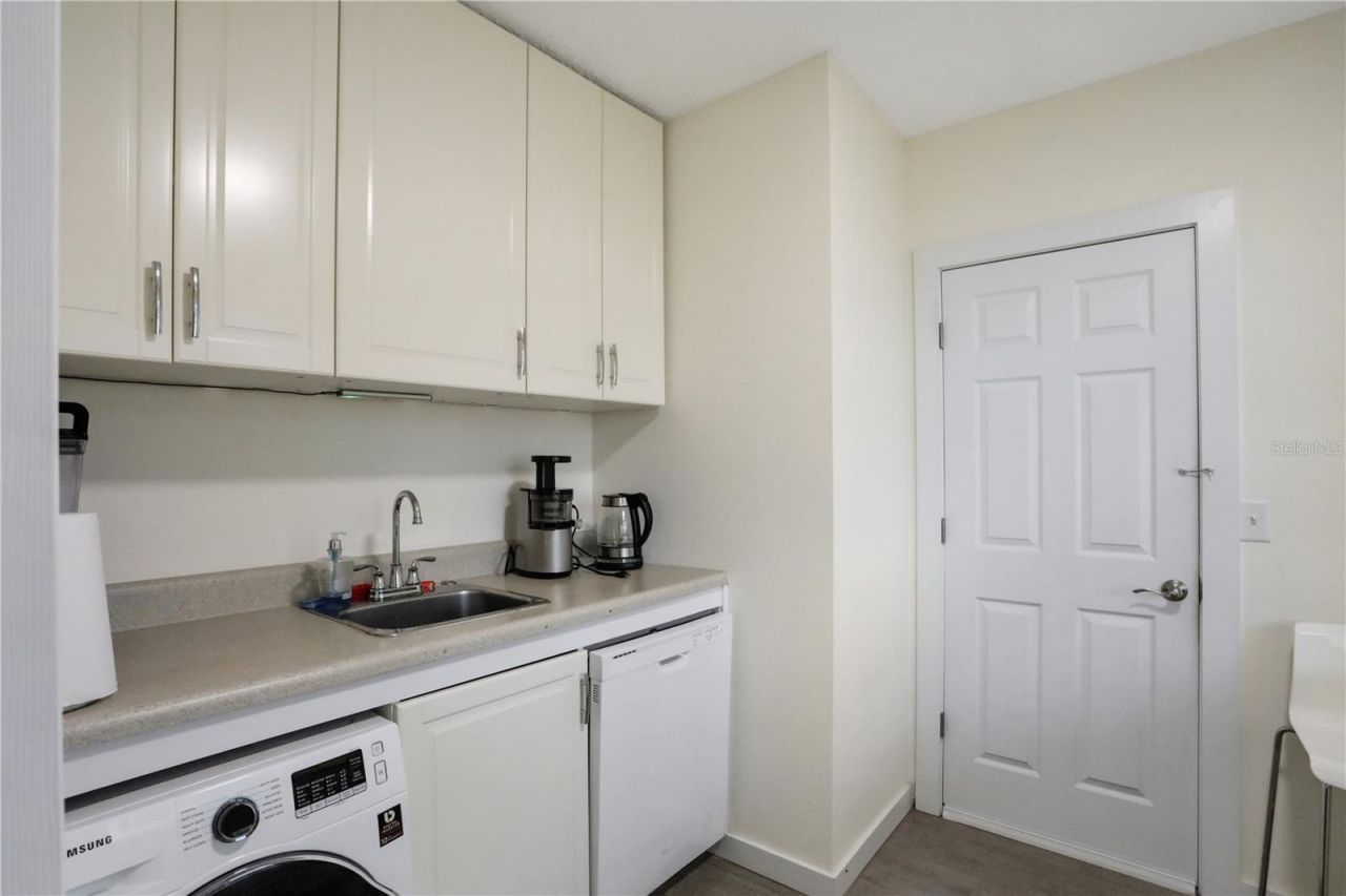 1204 S Ocean Shore Boulevard, Flagler Beach, FL 32136 Photo