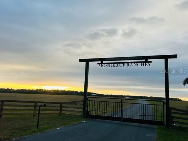 Se 74th Lane Road, Lot #8-WEST, Ocklawaha, FL 32179 Photo