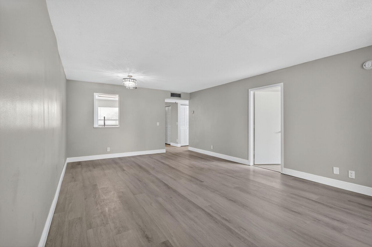 14527 Bonaire Boulevard, Unit 309, Delray Beach, FL 33446 Photo