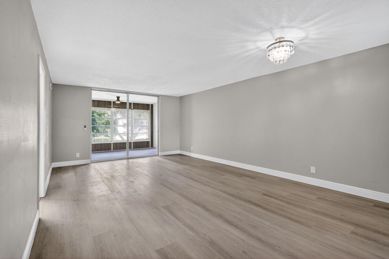 14527 Bonaire Boulevard, Unit 309, Delray Beach, FL 33446 Photo