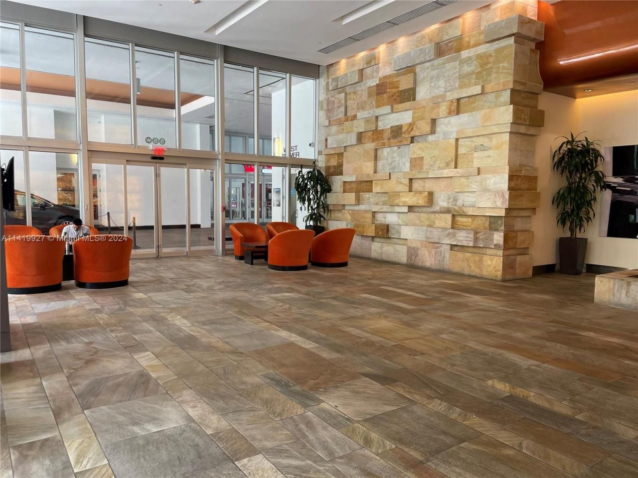 55 SE 6th St, Unit Ph4307, Miami, FL 33131 Photo