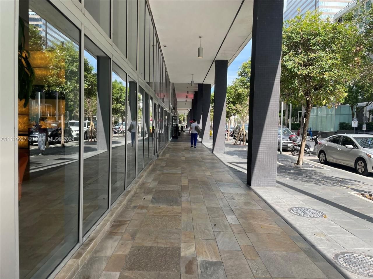 55 SE 6th St, Unit Ph4307, Miami, FL 33131 Photo