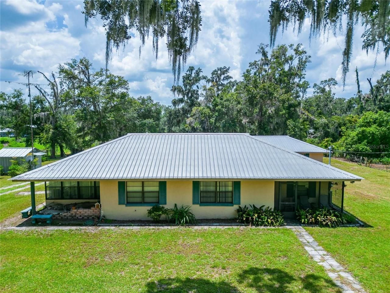 3003 N Wilder Road, Plant City, FL 33563 Photo