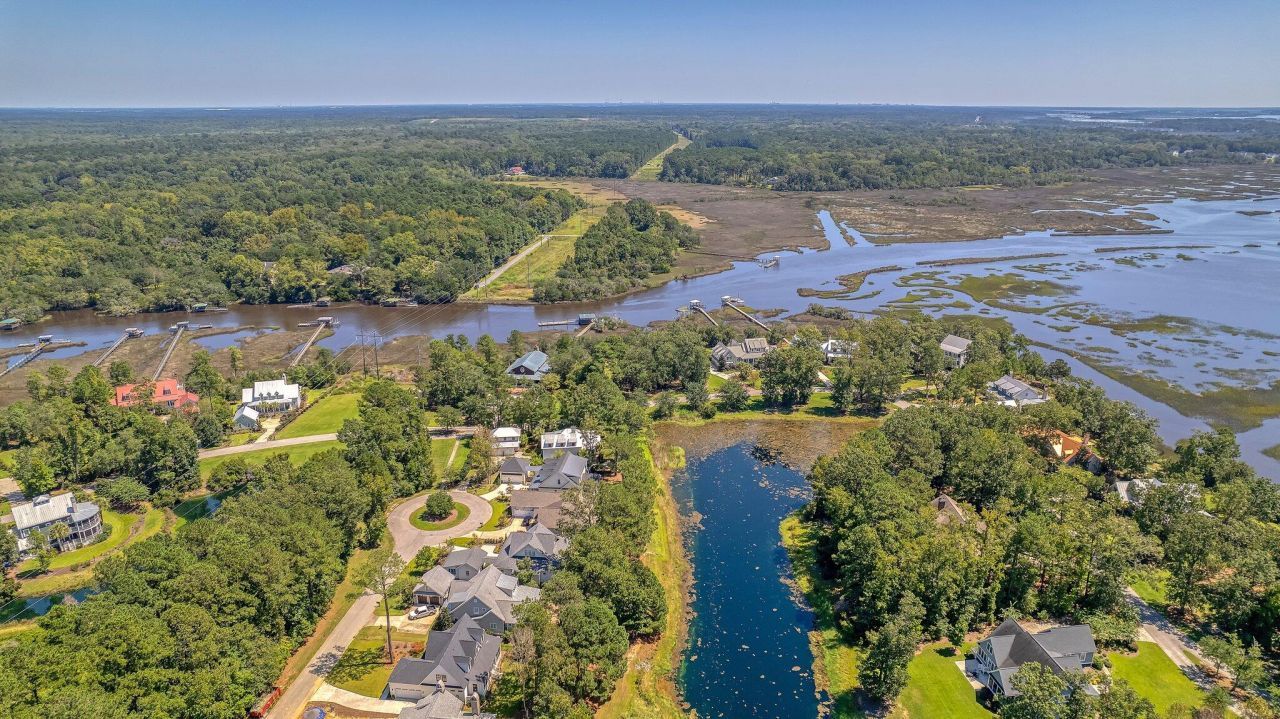 4227 Ten Shillings Way Photo 14