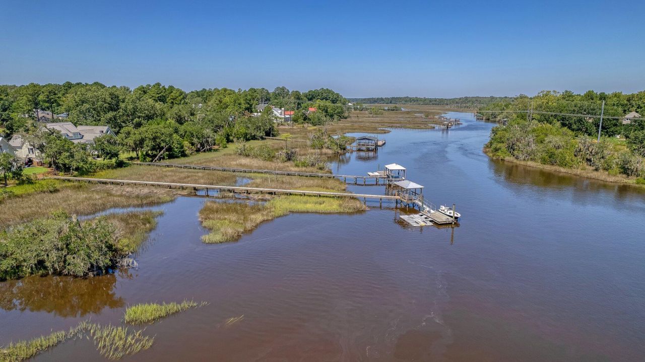 4227 Ten Shillings Way Photo 17