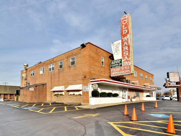 9200 Cermak Road, Broadview, IL 60155