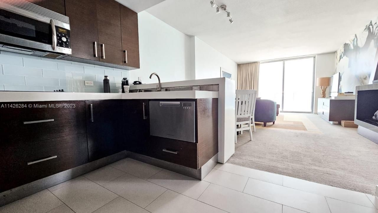17315 E Collins Ave, Unit 1102, Sunny Isles Beach, FL 33160 Photo