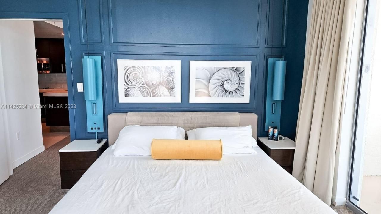 17315 E Collins Ave, Unit 1102, Sunny Isles Beach, FL 33160 Photo