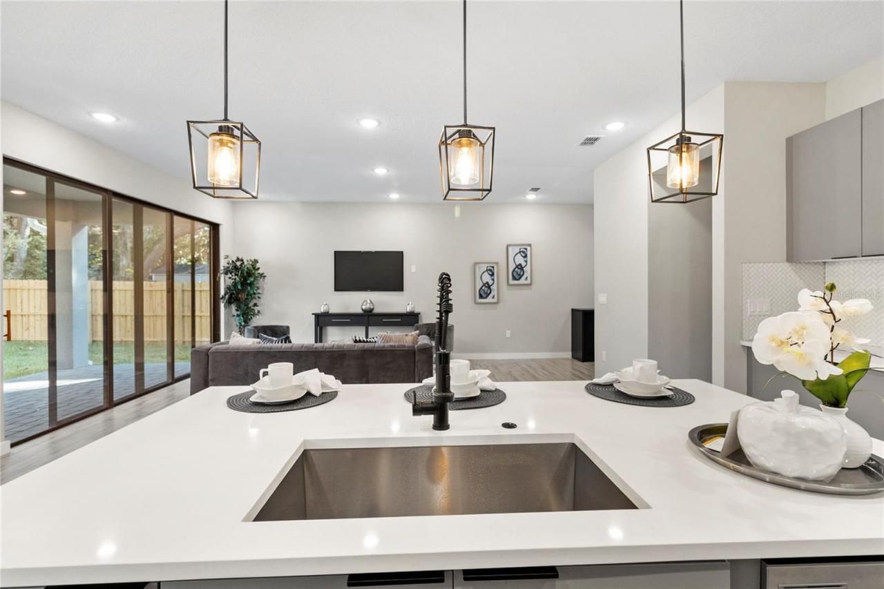 2719 Keystone Drive, Orlando, FL 32806 Photo