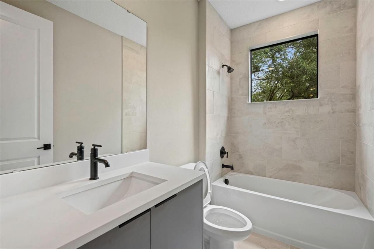 2719 Keystone Drive, Orlando, FL 32806 Photo