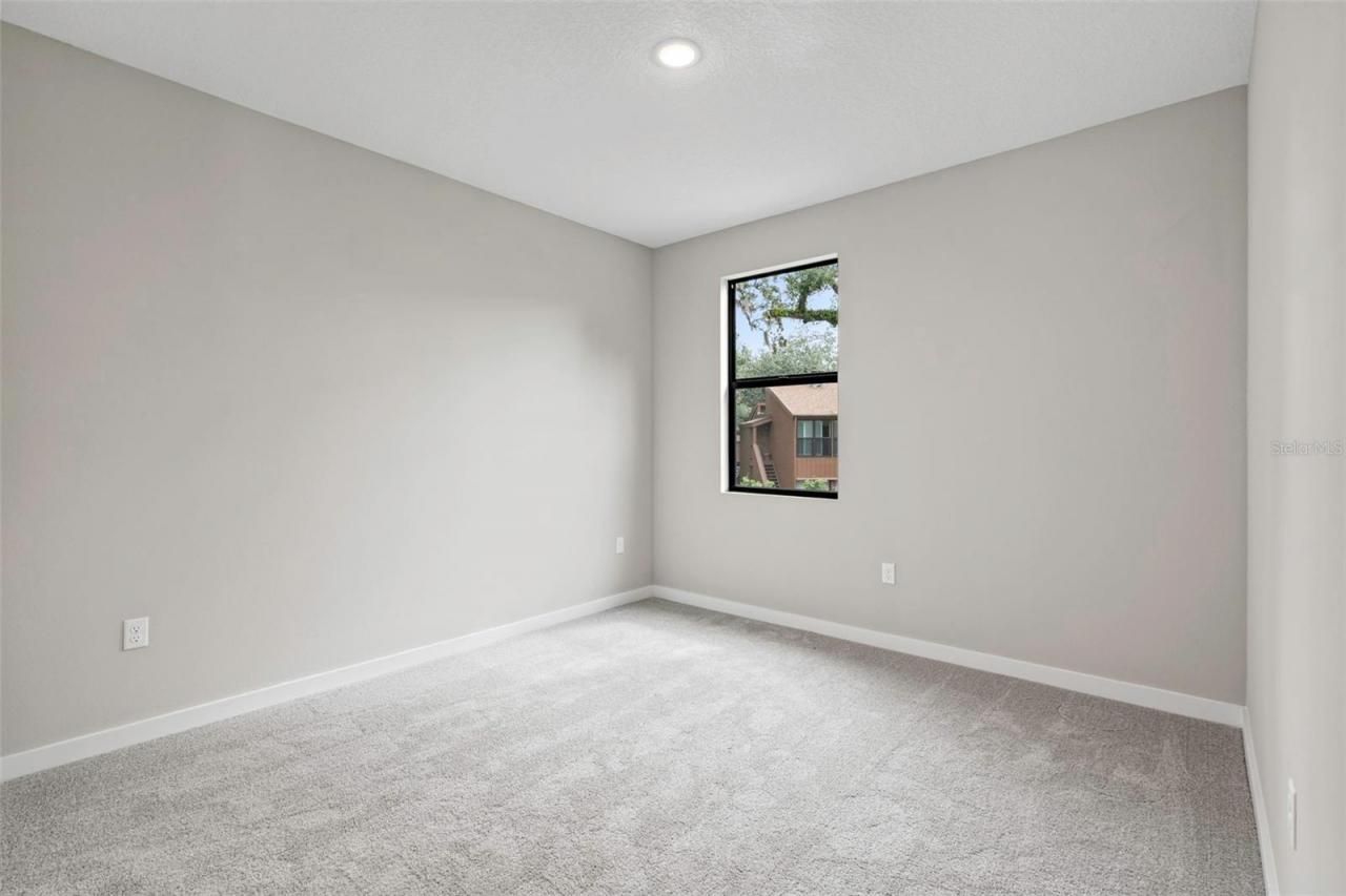 2719 Keystone Drive, Orlando, FL 32806 Photo