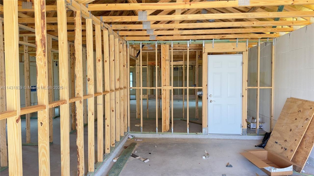 3428 N Jeffcott St, Fort Myers, FL 33916 Photo