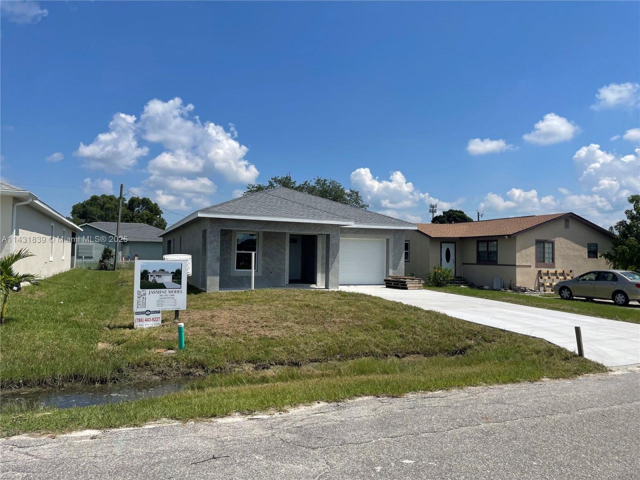 3428 N Jeffcott St, Fort Myers, FL 33916 Photo