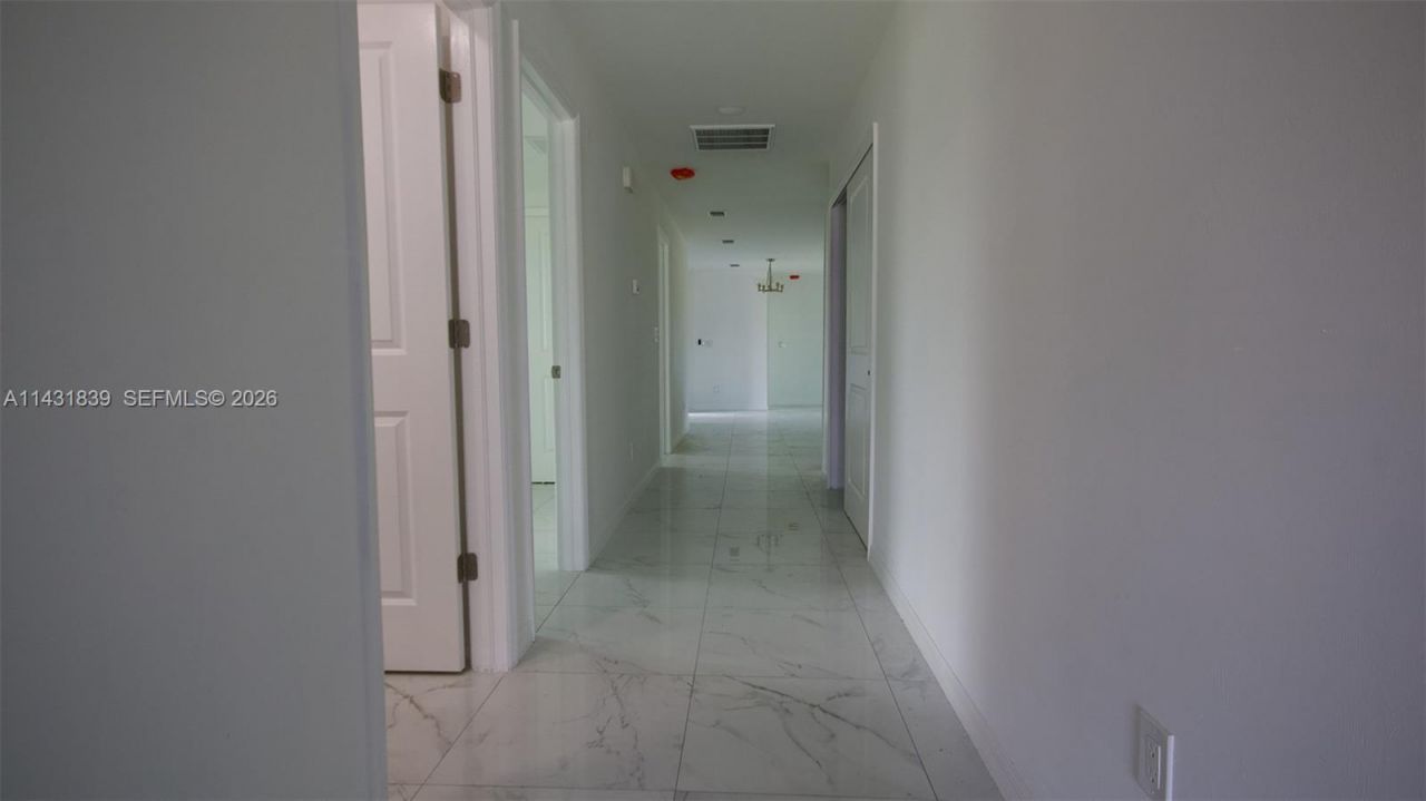 3428 N Jeffcott St, Fort Myers, FL 33916 Photo