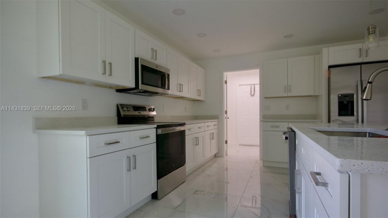 3428 N Jeffcott St, Fort Myers, FL 33916 Photo
