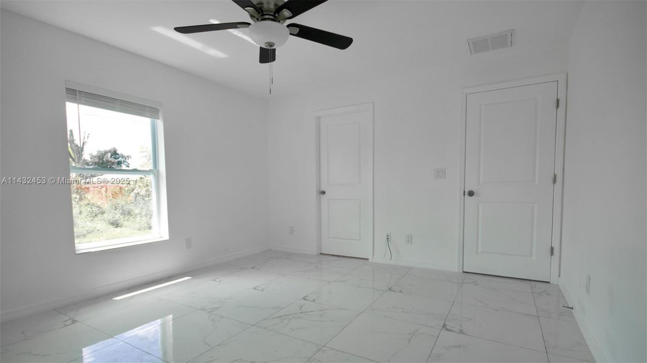 3433 Jeffcott St., Fort Myers, FL 33916 Photo