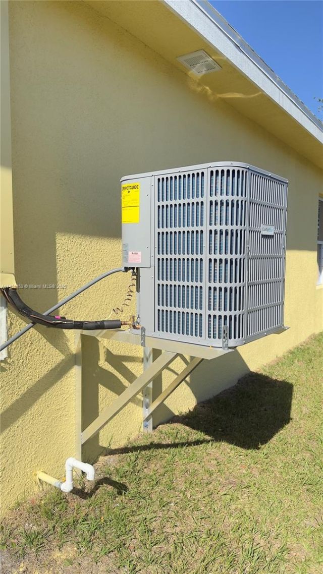 3433 Jeffcott St., Fort Myers, FL 33916 Photo