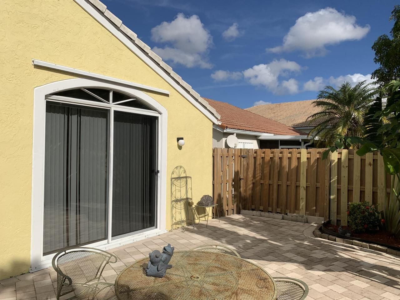 202 Wedgewood Circle Circle, Greenacres, FL 33463 Photo