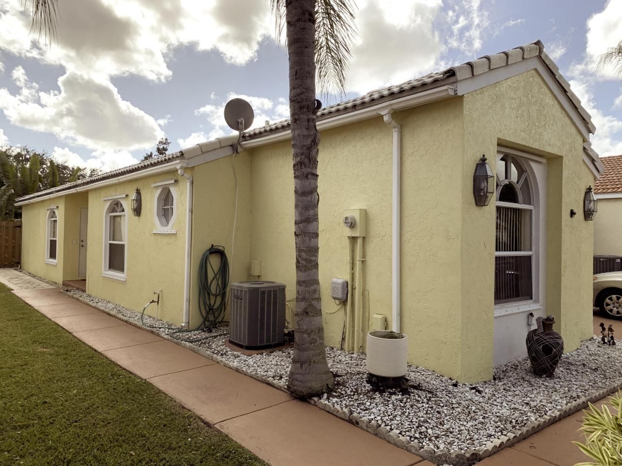 202 Wedgewood Circle Circle, Greenacres, FL 33463 Photo