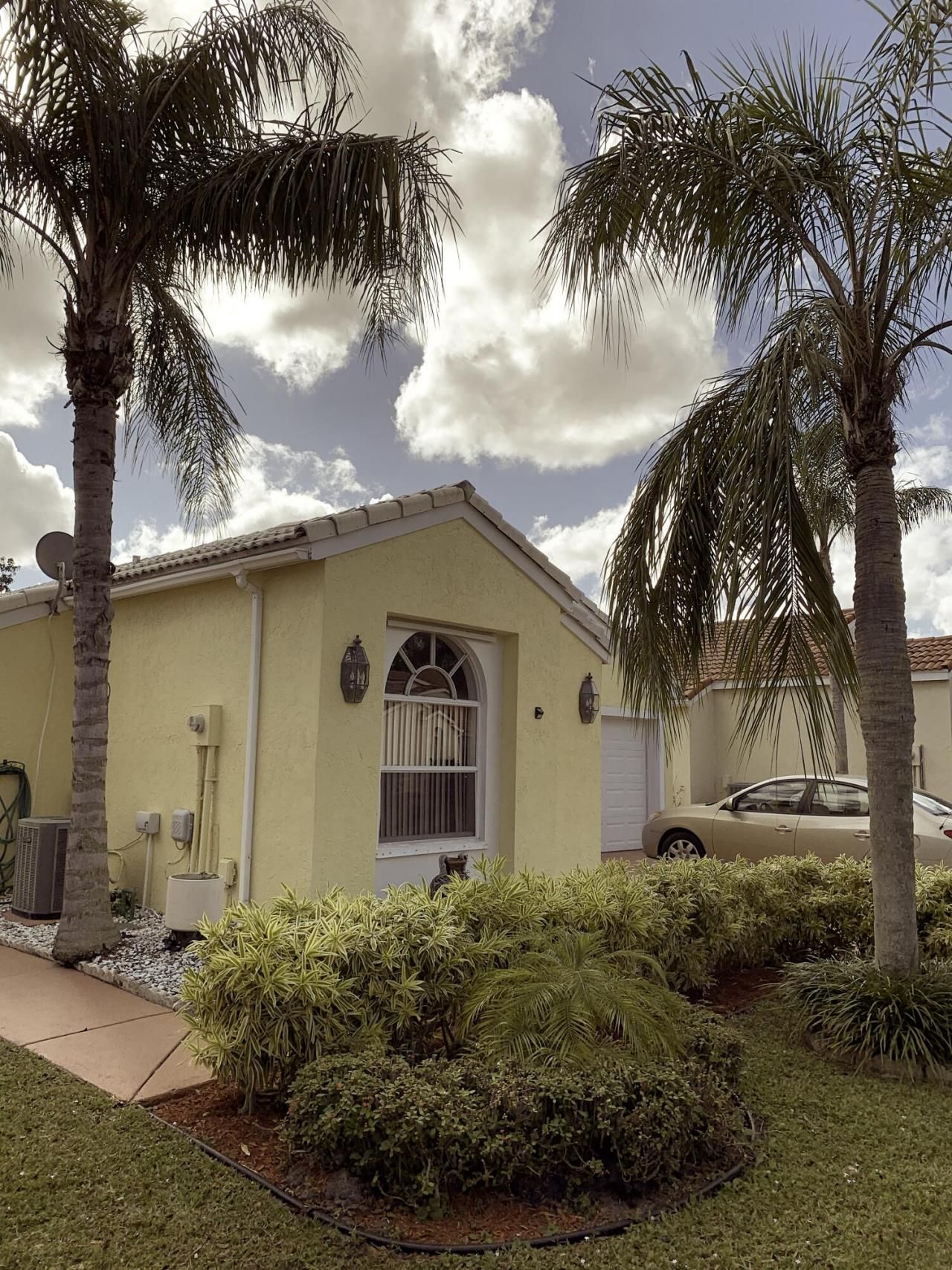 202 Wedgewood Circle Circle, Greenacres, FL 33463 Photo