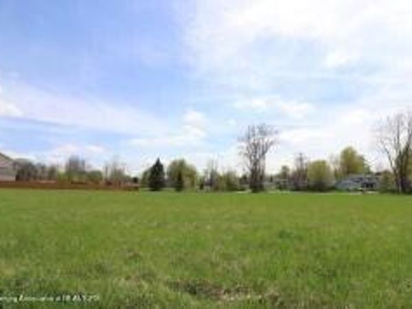 4485 Helmsway Drive, Lansing, MI 48911