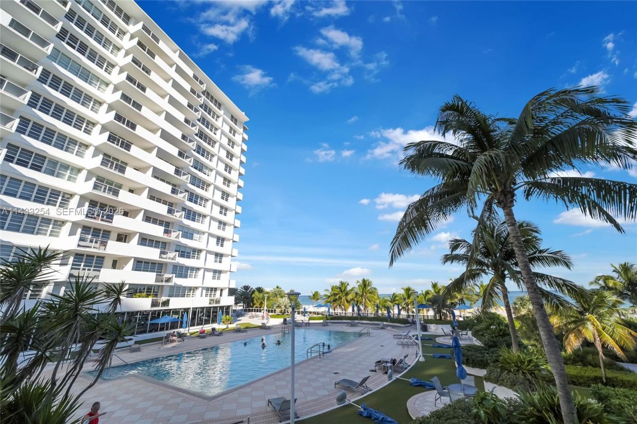 100 Lincoln Rd, Unit 1039, Miami Beach, FL 33139 Photo