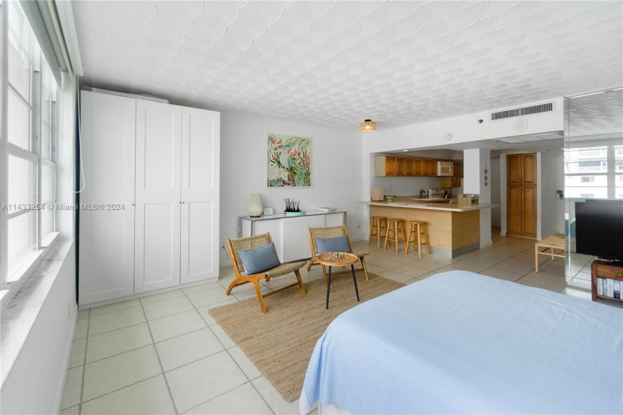 100 Lincoln Rd, Unit 1039, Miami Beach, FL 33139 Photo