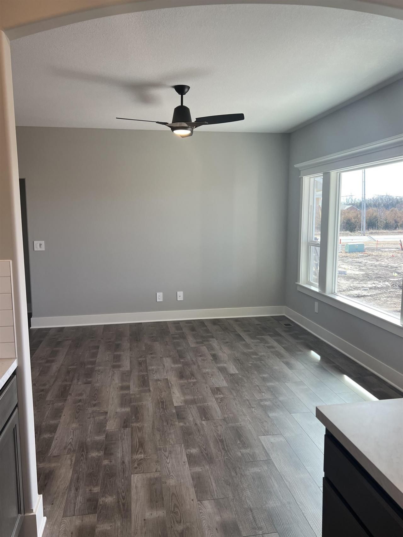 2323 S Hickory Creek St, Wichita, KS 67235 Main Photo