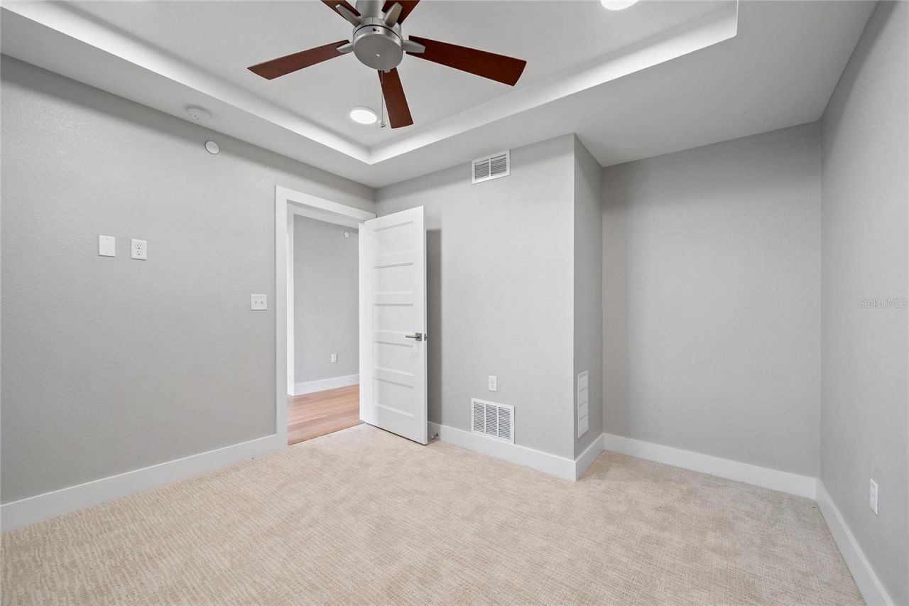14048 Gulf Boulevard, Unit 402, Madeira Beach, FL 33708 Photo
