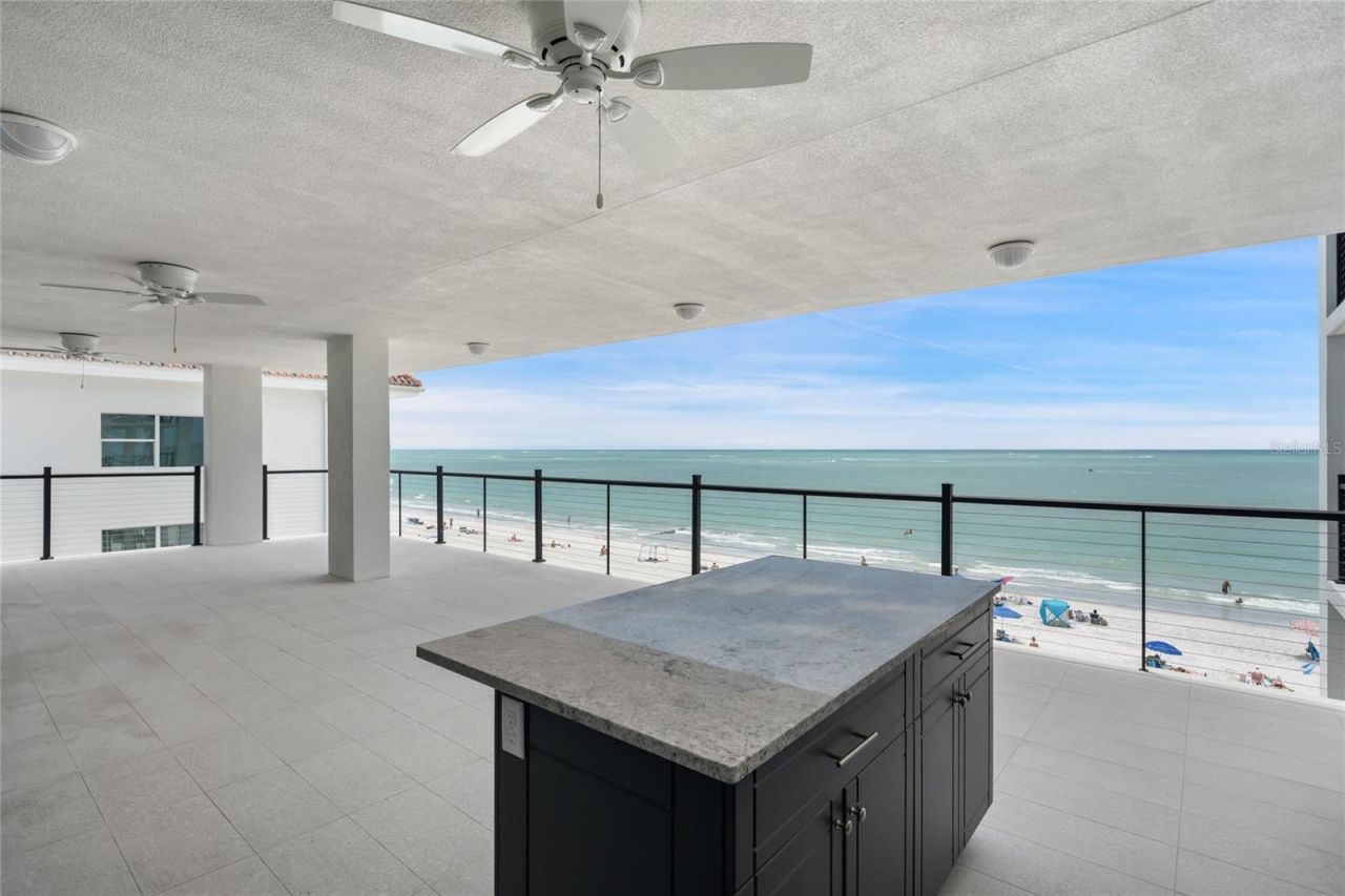14048 Gulf Boulevard, Unit 402, Madeira Beach, FL 33708 Photo