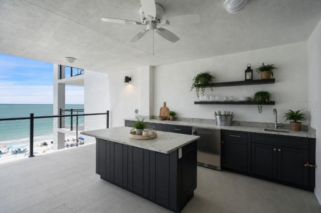 14048 Gulf Boulevard, Unit 402, Madeira Beach, FL 33708 Photo