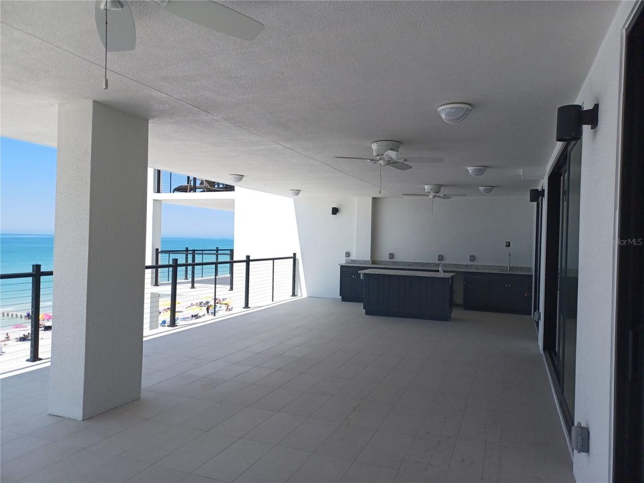 14048 Gulf Boulevard, Unit 402, Madeira Beach, FL 33708 Photo