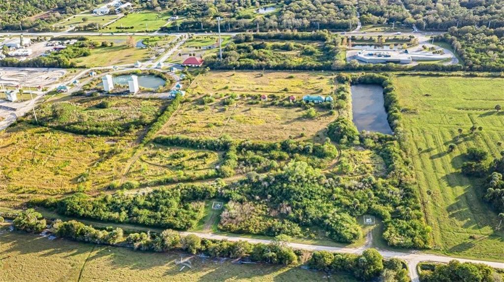 9555 Mesa Park Boulevard, Fellsmere, FL 32948 Photo