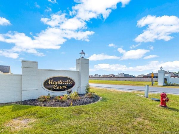 1190 Mary Diane McCall Street, Lake Charles, LA 70605