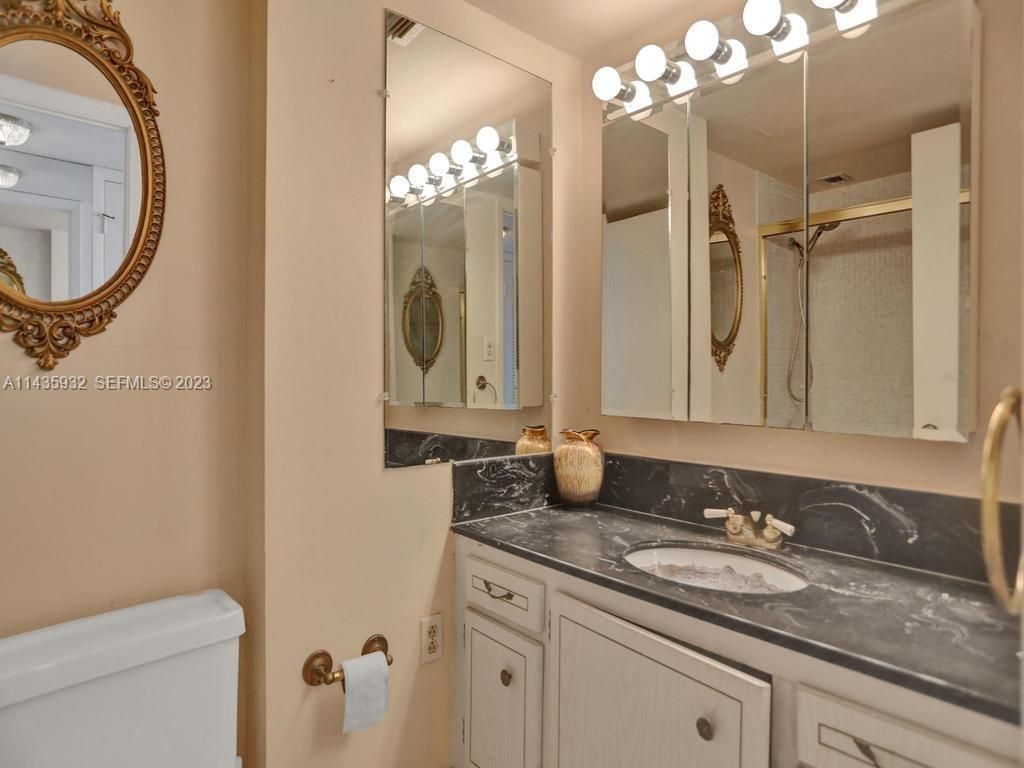 18051 Biscayne Blvd, Unit 304, Aventura, FL 33160 Photo