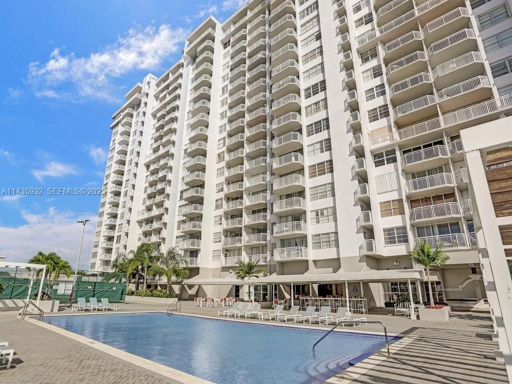 18051 Biscayne Blvd, Unit 304, Aventura, FL 33160 Photo