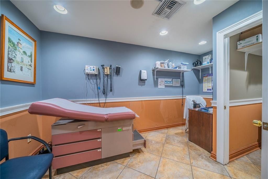 10508 Gibsonton Dr, Riverview, FL 33578 Photo