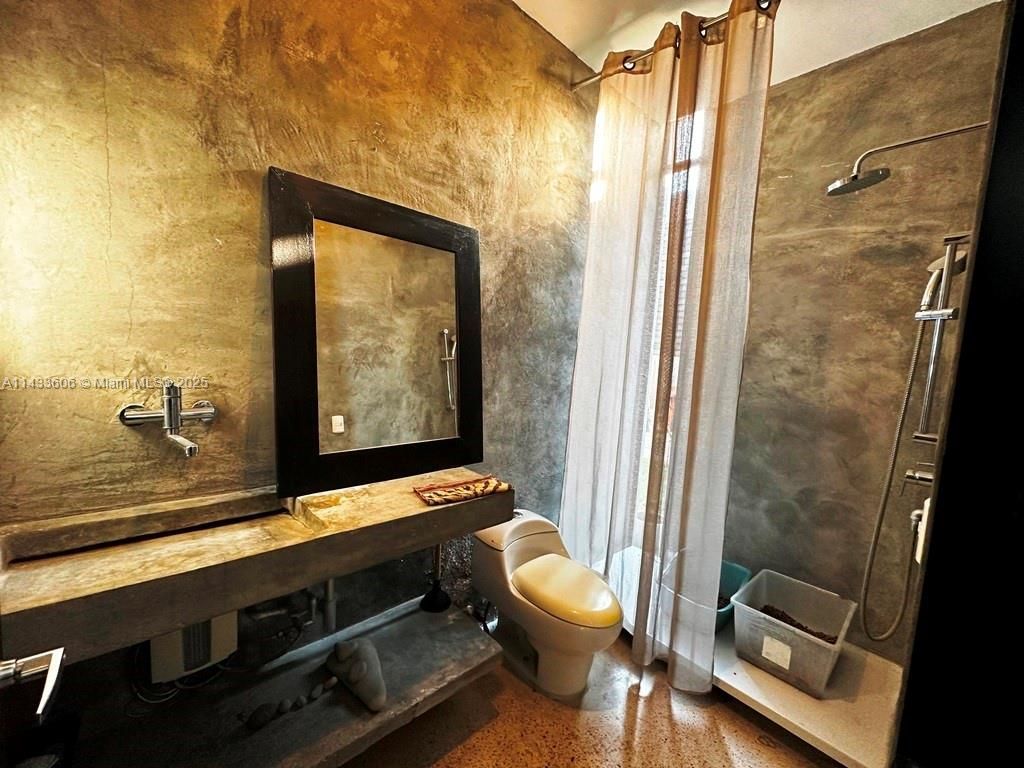 46 Cerro Real Alto Las Palomas, , CR 00000 Photo