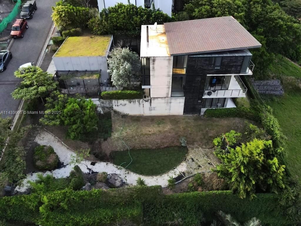 46 Cerro Real Alto Las Palomas, , CR 00000 Photo