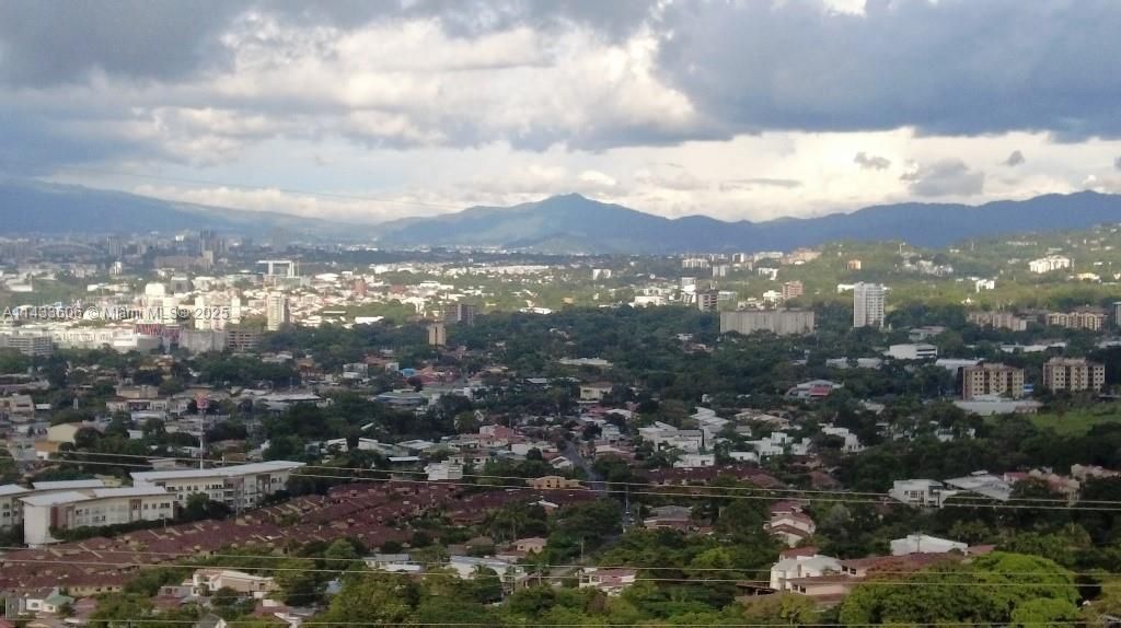 46 Cerro Real Alto Las Palomas, , CR 00000 Photo