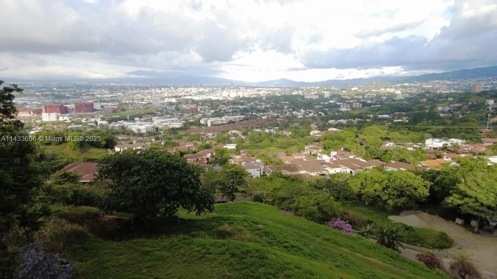 46 Cerro Real Alto Las Palomas, , CR 00000 Photo