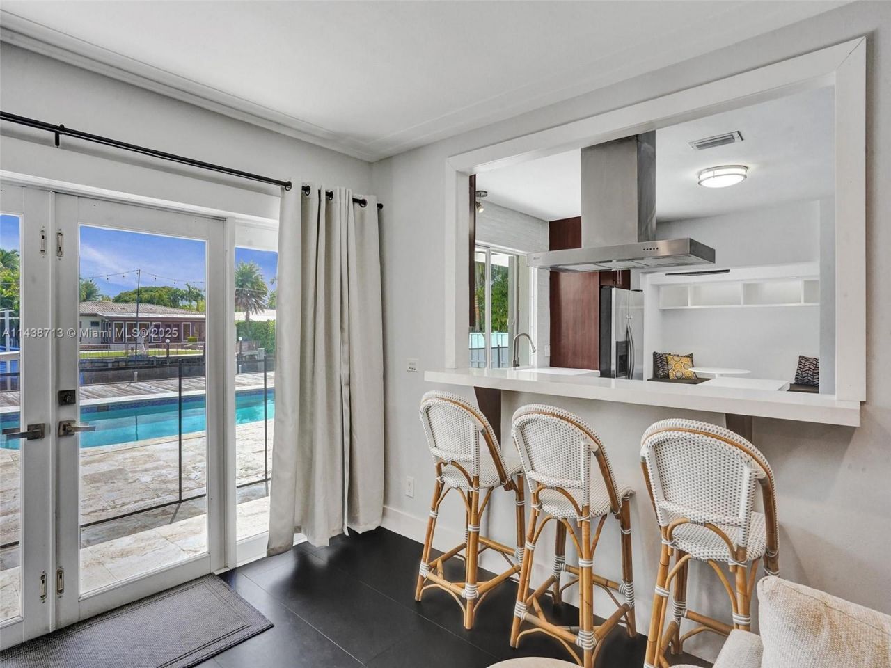 1912 NE 119th Rd, North Miami, FL 33181 Photo