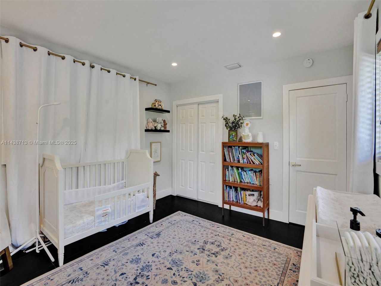 1912 NE 119th Rd, North Miami, FL 33181 Photo