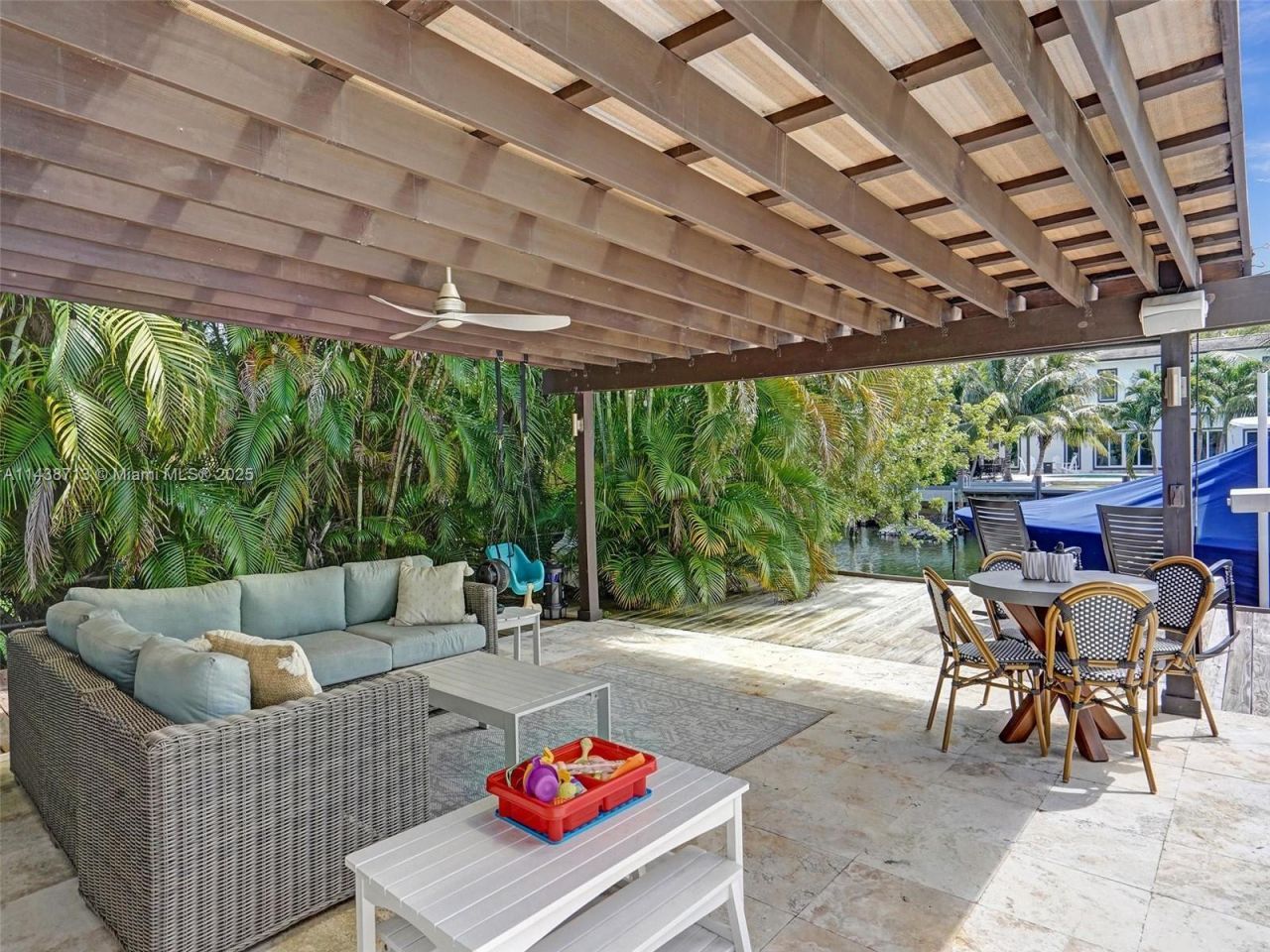 1912 NE 119th Rd, North Miami, FL 33181 Photo