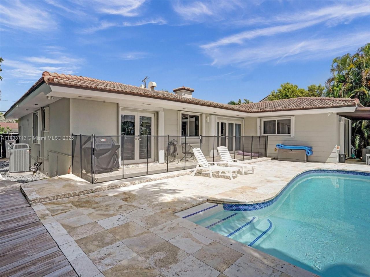 1912 NE 119th Rd, North Miami, FL 33181 Photo