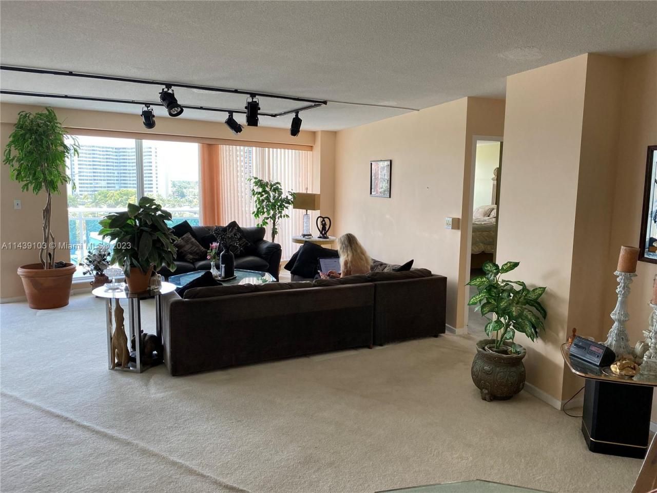3430 Galt Ocean Dr, Unit 712, Fort Lauderdale, FL 33308 Photo