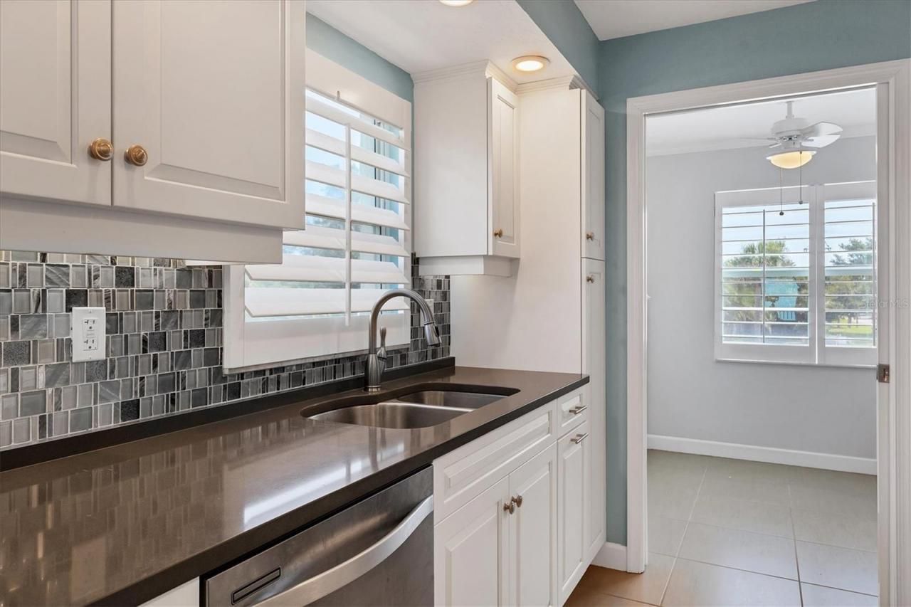 4325 Gulf Of Mexico Drive, Unit 208, Longboat Key, FL 34228 Photo