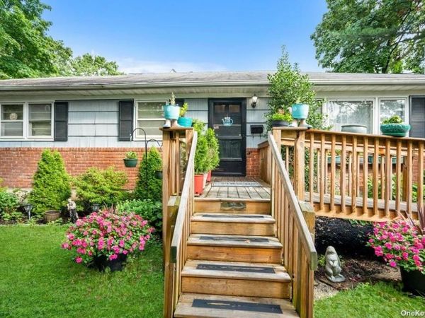 1931 Miller Place, Merrick, NY 11566