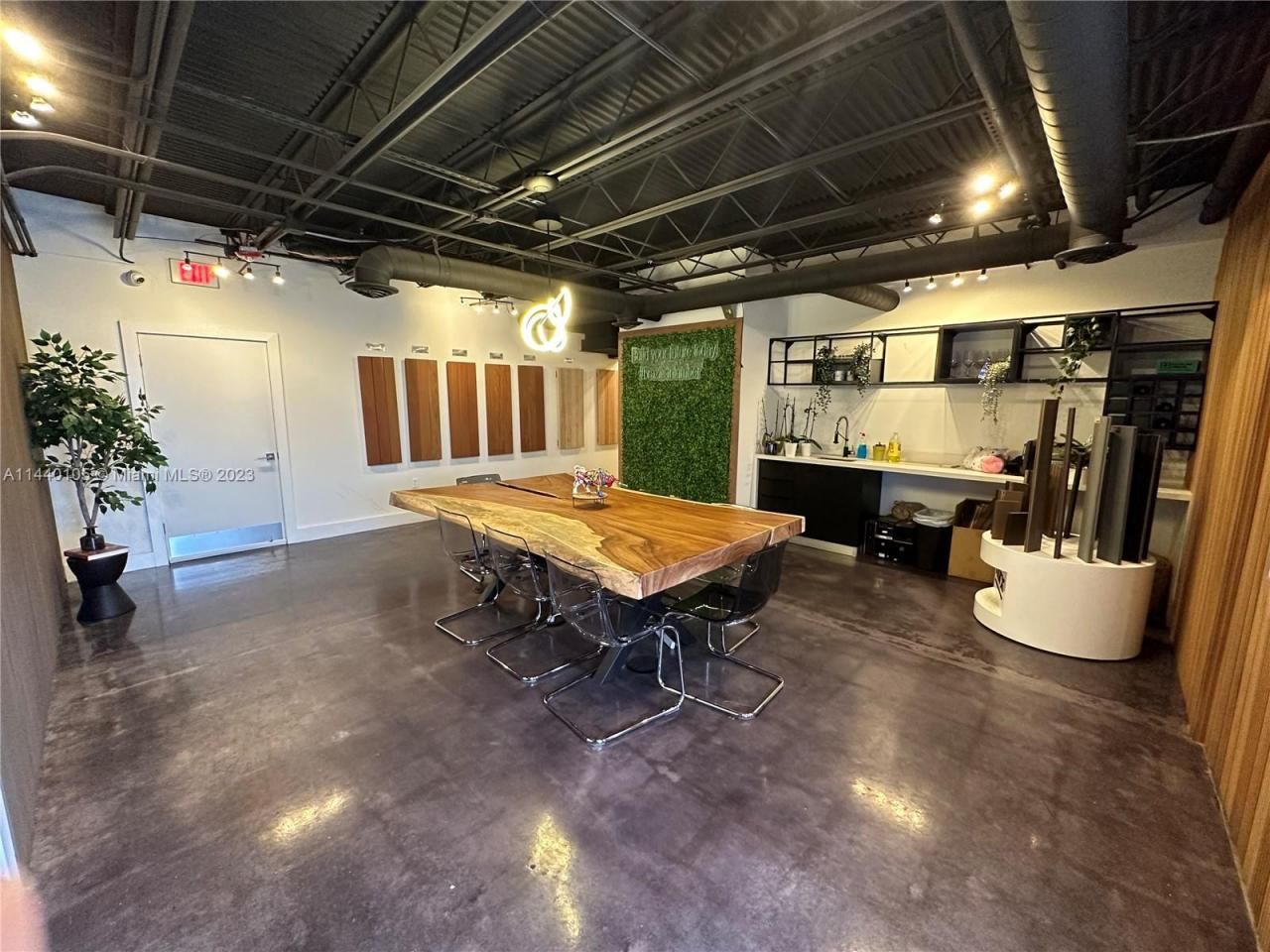 775 NW 71st St, Miami, FL 33150 Photo