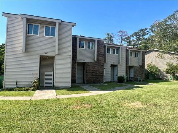 102 SANDRA DEL MAR Drive, Mandeville, LA 70448